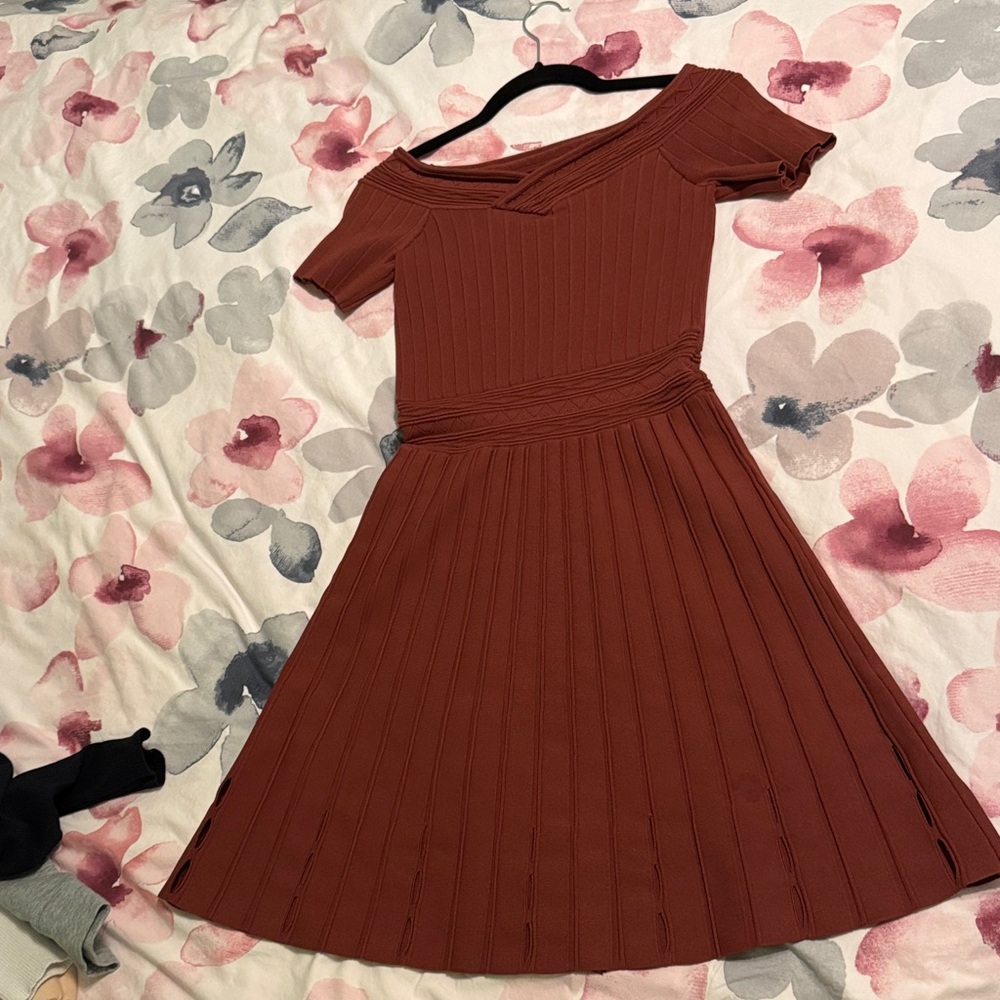 Chic Off-Shoulder Brown Midi Dress